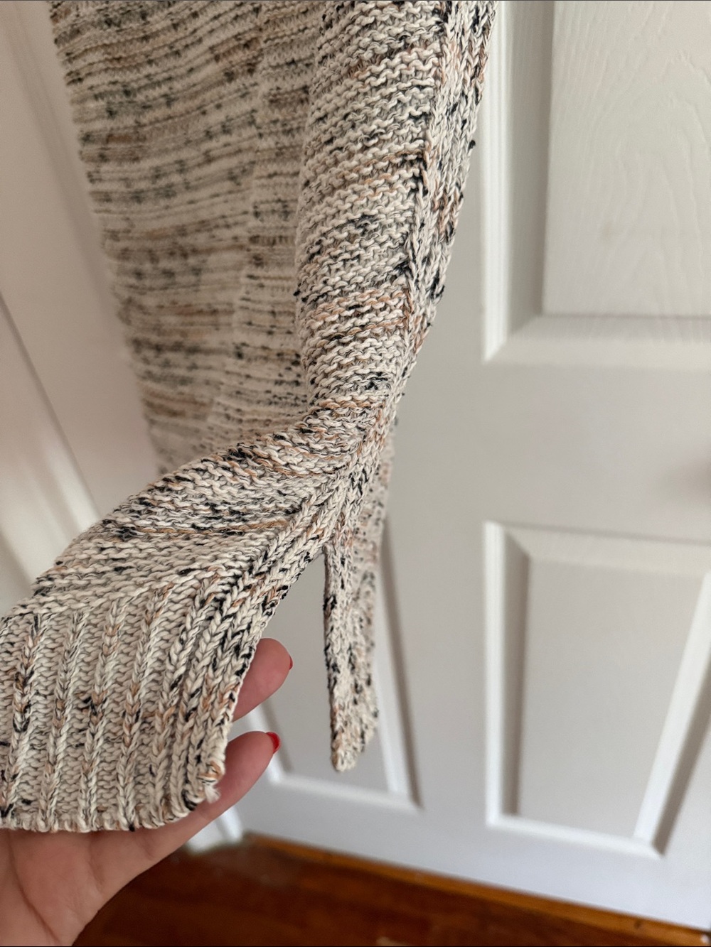 Knitted Multicolor Shell Top - Picture 4 of 4